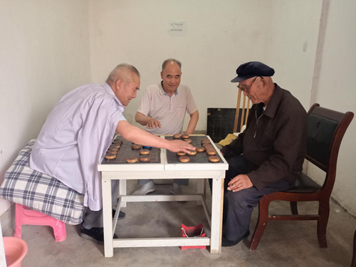 物业服务暖人心 受赠锦旗获赞誉-兰州新区AB娱乐集团门户网站