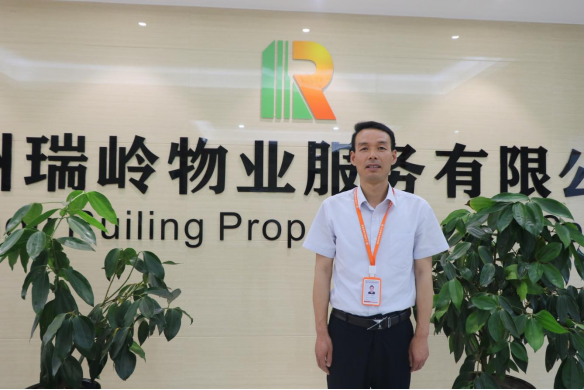 【聚焦二十大 奋斗践初心】卸下戎装志不改 争做服务排头兵-兰州新区AB娱乐集团门户网站