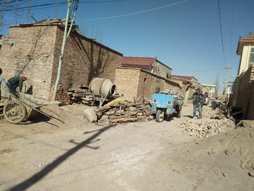 助力脱贫攻坚 彰显国企继续 | 集团荣获全市脱贫攻坚帮扶事情先进单位称呼-兰州新区AB娱乐集团门户网站