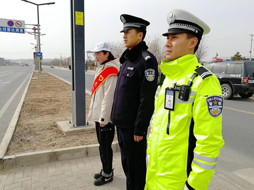 新区AB娱乐集团团委组织开展学雷锋自愿服务系列活动-兰州新区AB娱乐集团门户网站