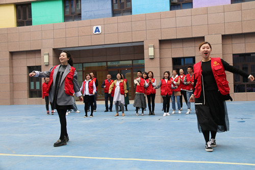 新区AB娱乐集团开展“花开的声音”自愿服务活动-兰州新区AB娱乐集团门户网站