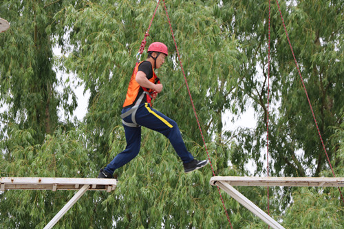 新区瑞岭物业组织开展员工拓展训练活动-兰州新区AB娱乐集团门户网站