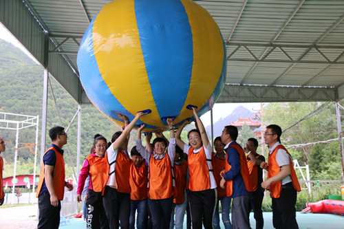 新区AB娱乐集团开展“不忘初心跟党走 切记使命谱新篇”庆祝建党98周年主题活动-兰州新区AB娱乐集团门户网站