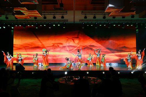 新区AB娱乐集团举行“不忘初心践使命，，，，转型奋进谋新篇”2020年迎新年会-兰州新区AB娱乐集团门户网站