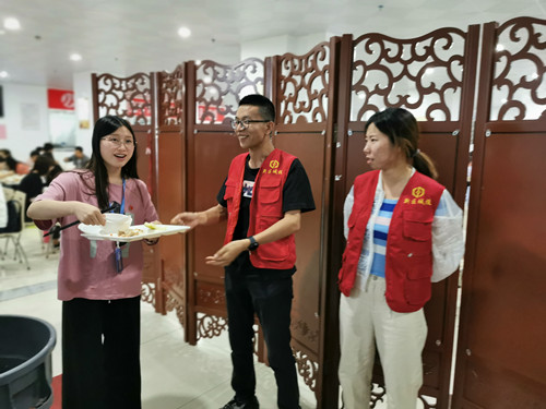 新区AB娱乐集团细腻化落实节约粮食理念 坚决阻止“舌尖上的铺张”-兰州新区AB娱乐集团门户网站