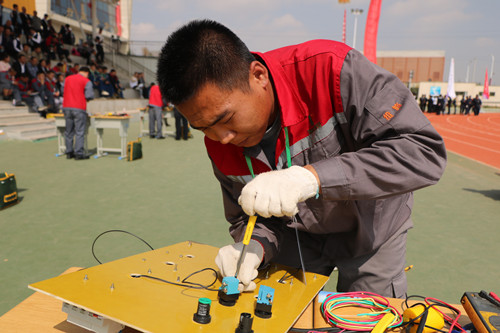 全省第四届物业治理行业职业手艺大赛新区落幕 40家物业企业500余名行业精英同台竞技-兰州新区AB娱乐集团门户网站